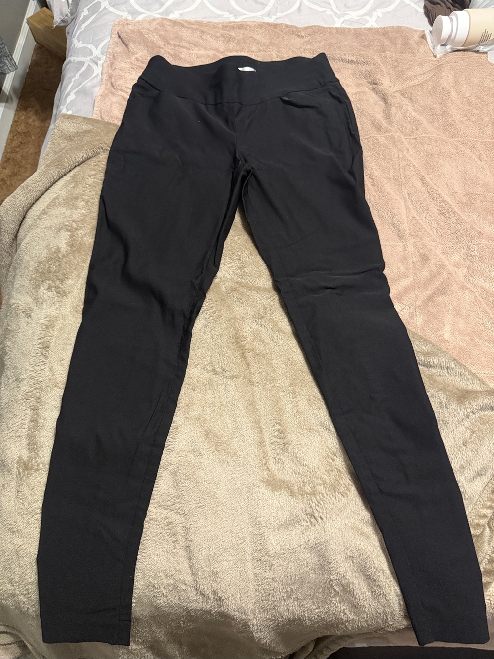 Jones Studio Black Jeggings with High Waist